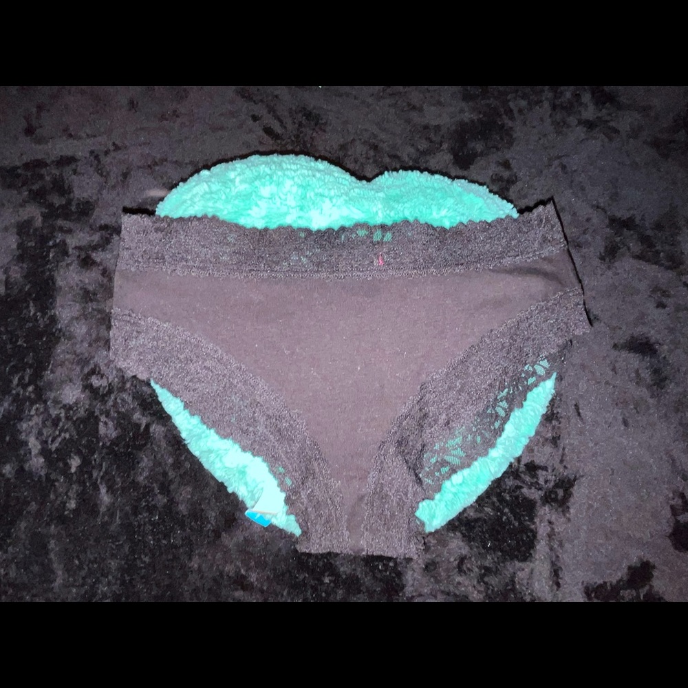 Victoria secret pink cheeky cotton lacy edgy panty size Xl black never been worn